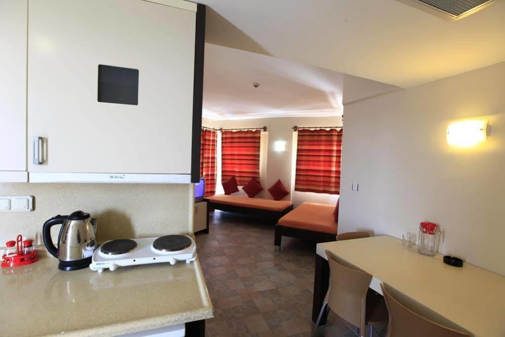 Hanay Suit Otel Сиде Екстериор снимка